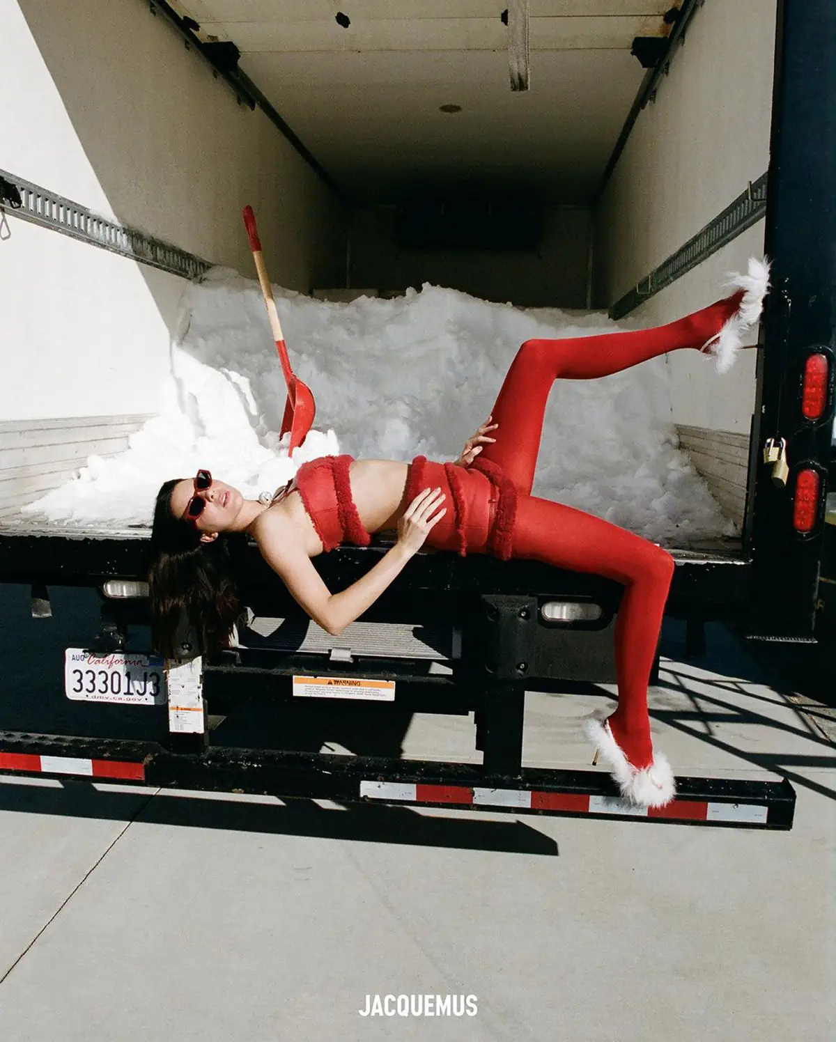 Jacquemus' Holiday 2023 ''Guirlande'' campaign shines with the star power of Kendall Jenner