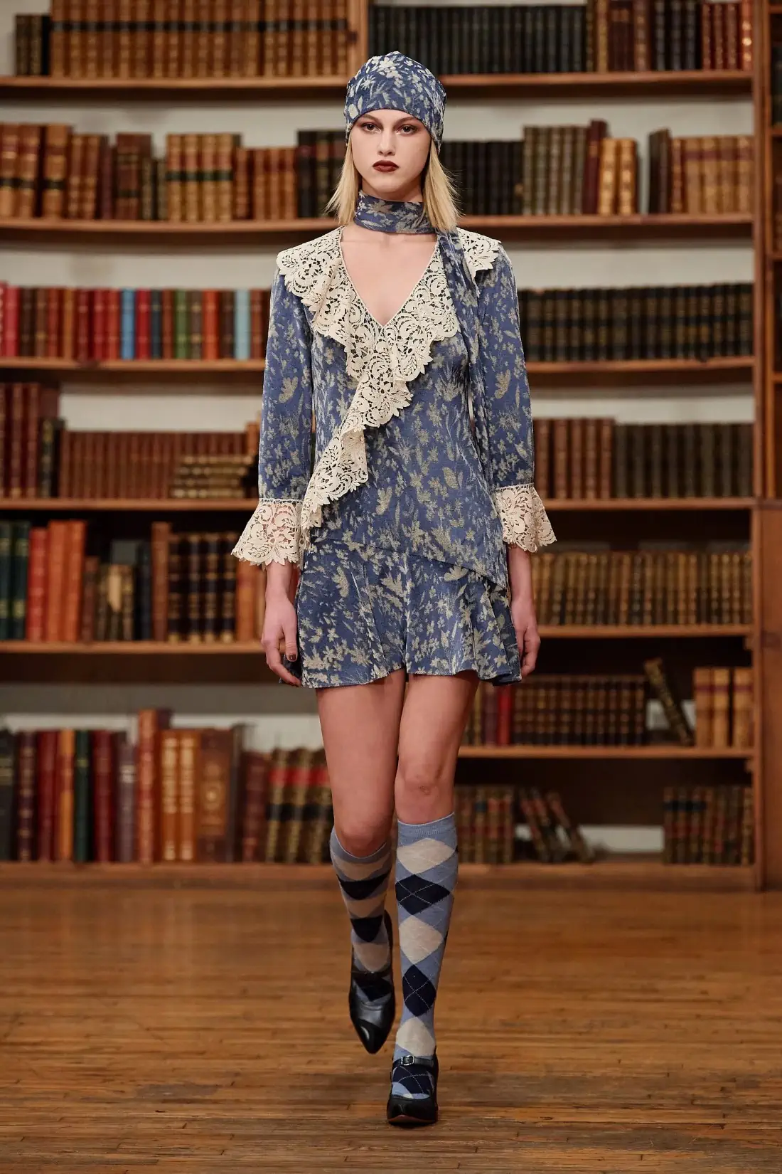 Anna Sui Fall/Winter 2024 - New York Fashion Week - fashionotography