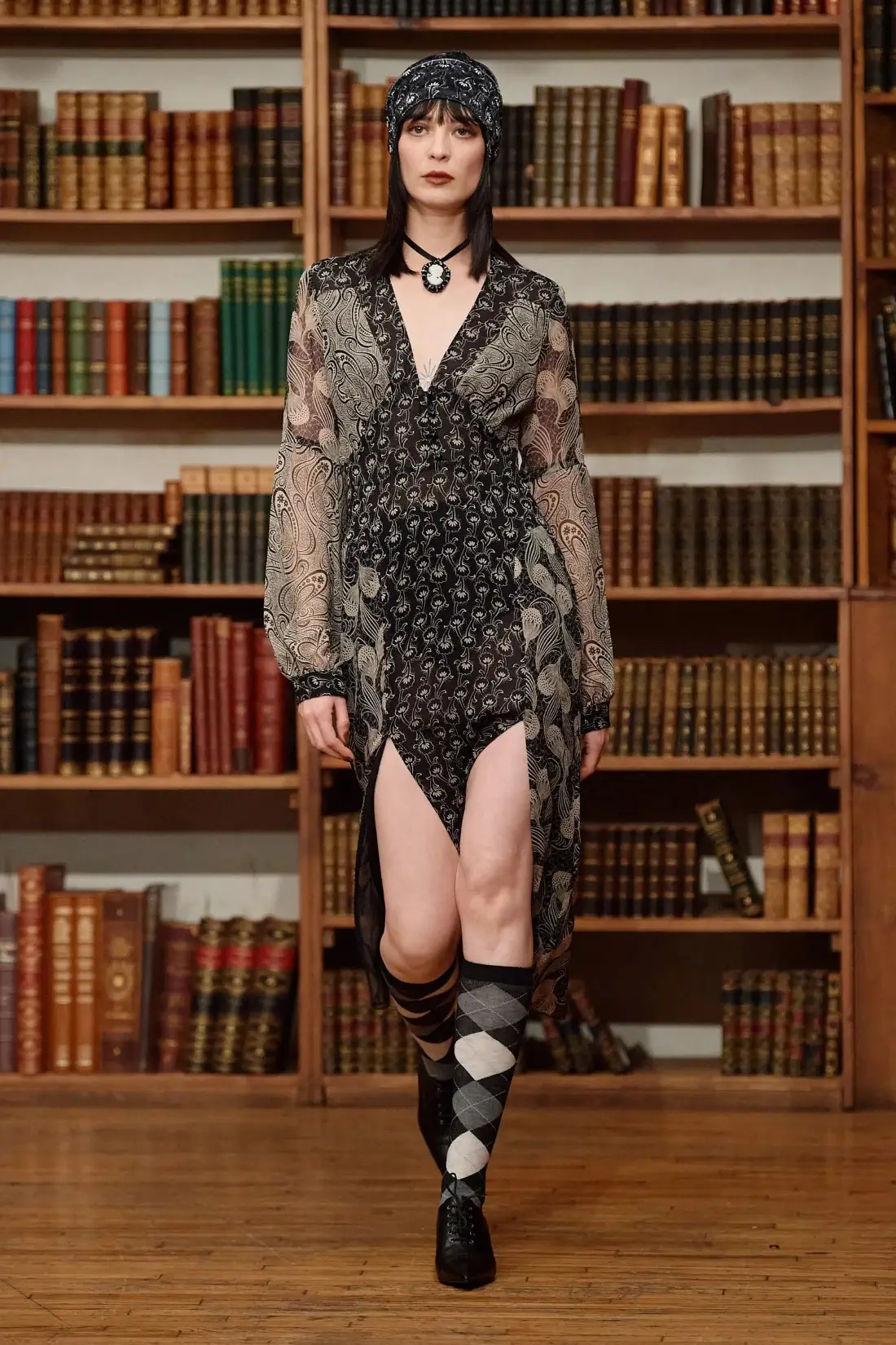 Anna Sui Fall/Winter 2024 - New York Fashion Week - fashionotography