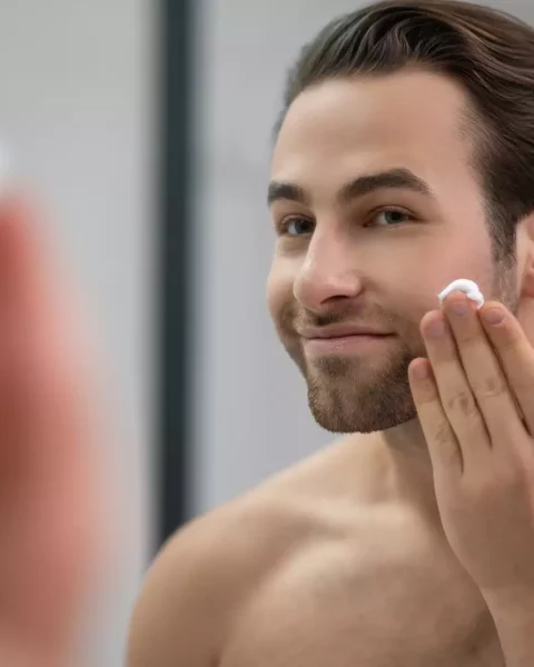 Skincare for Men with Sensitive Skin: Top Products & Useful Tips