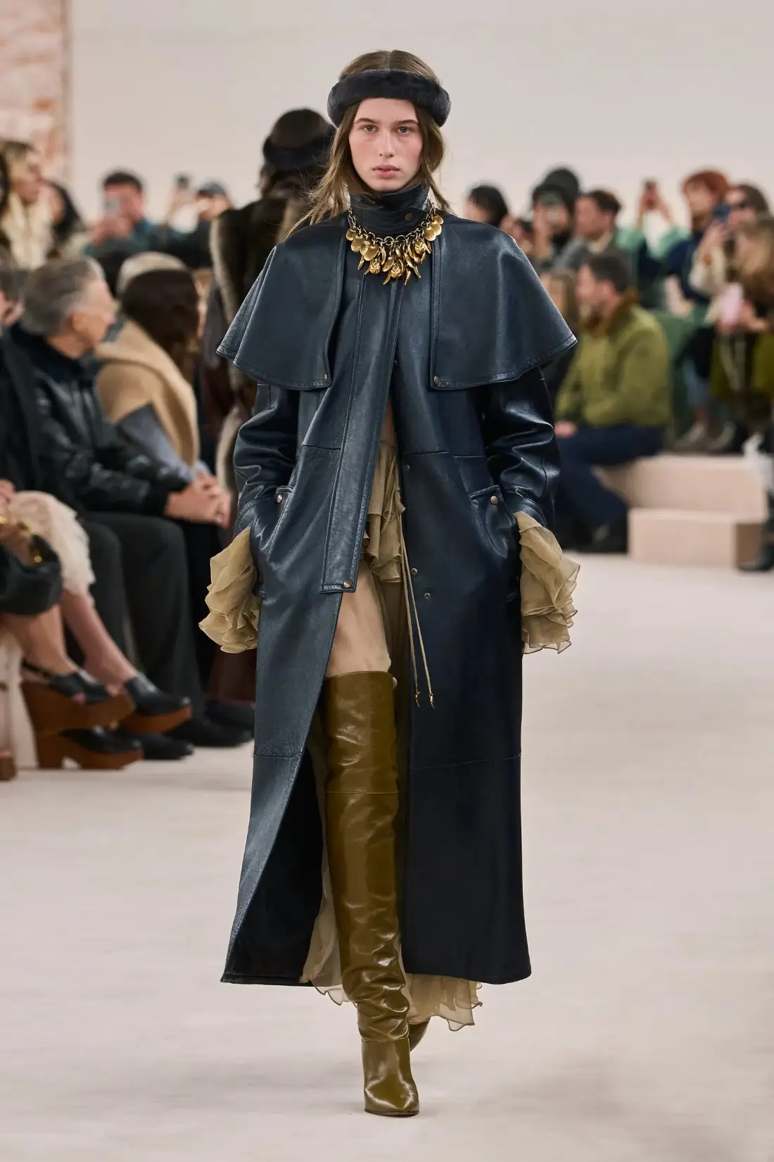 Chloé Fall/Winter 2024 - Paris Fashion Week - fashionotography