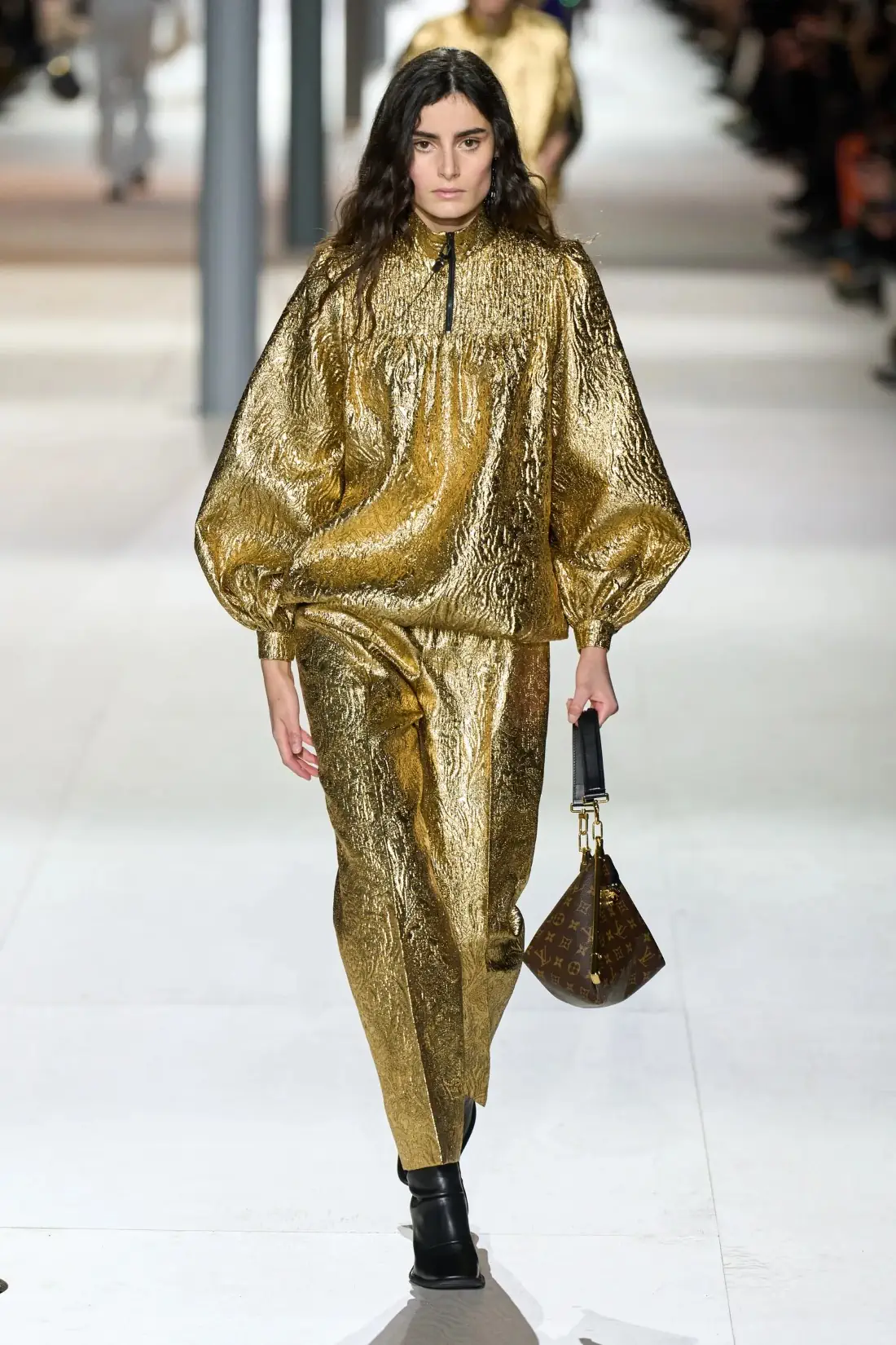 Louis Vuitton Fall-Winter 2024 - Paris Fashion Week