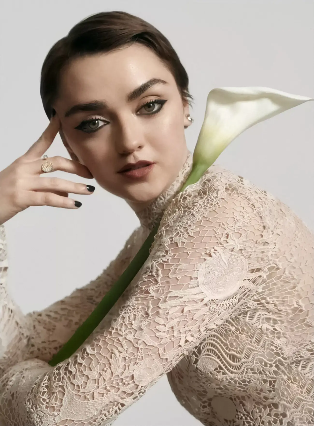 Maisie-Williams-Dior-Harpers-Bazaar-UK-March-2024-Agata-Pospieszynska-12.webp