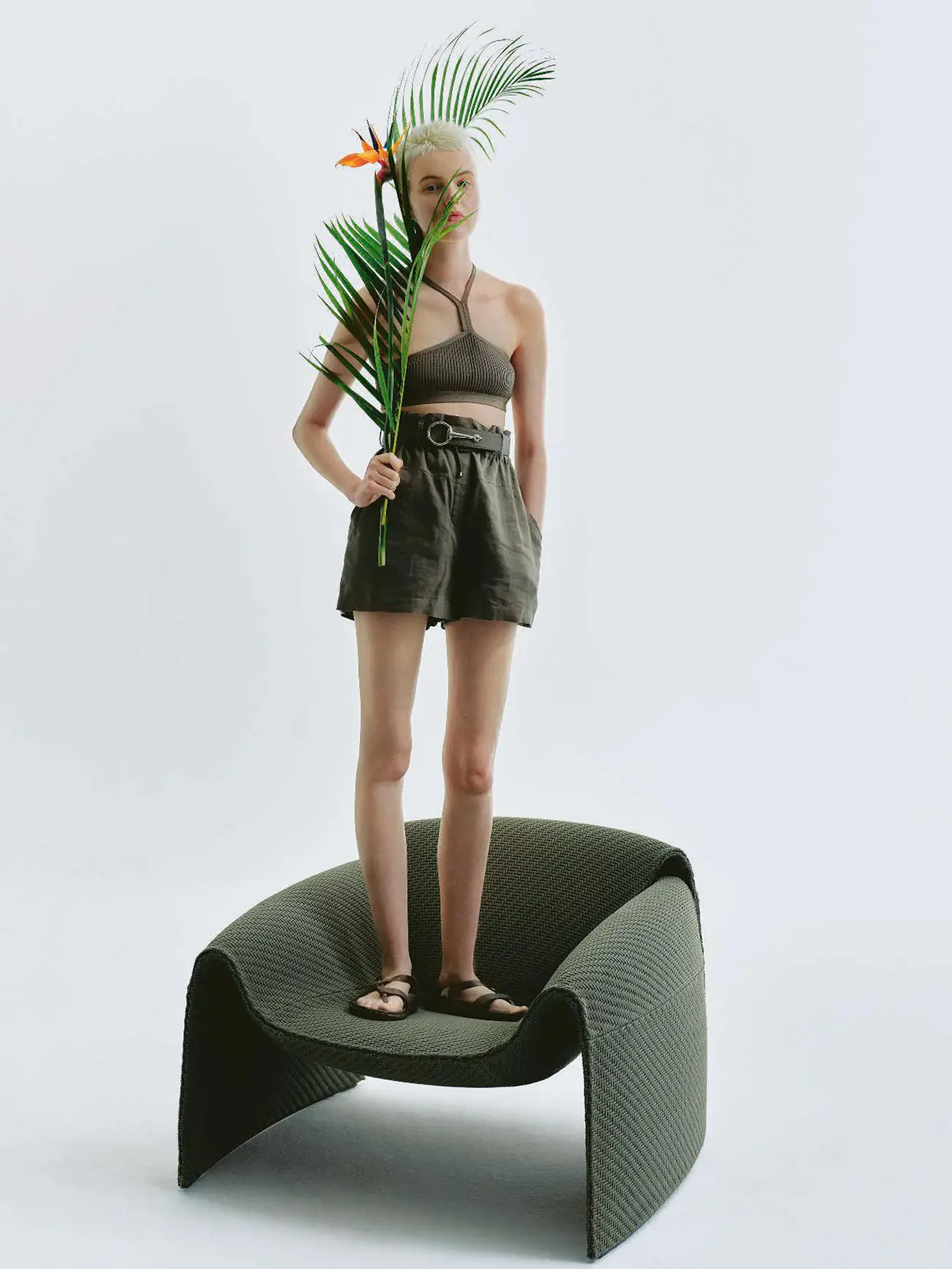 Ilse Roffel in Alaïa on Elle Italia April 16th, 2024 cover by ...