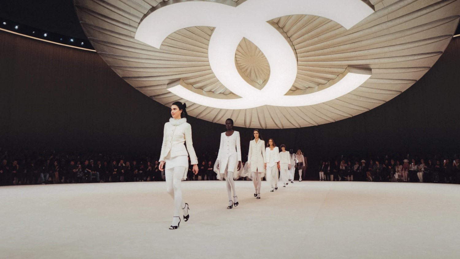Paris Fashion Week Men's and Haute Couture preview calendar for Summer 2024