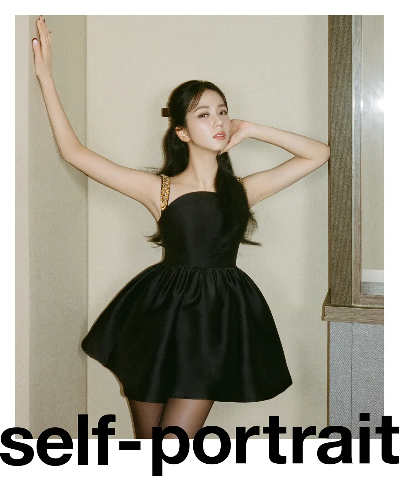 Self-Portrait's Pre-Fall 2024 campaign stars Blackpink's Jisoo