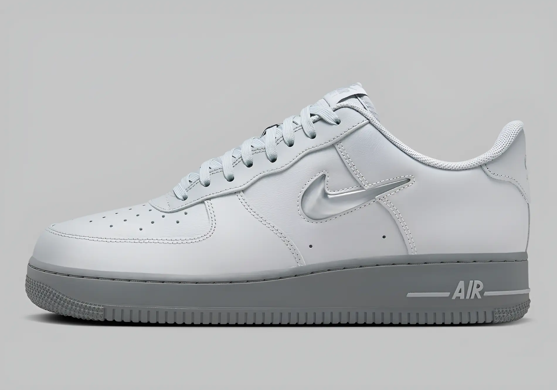 Nike Air Force 1 Jewel "Wolf Grey" returns with timeless style